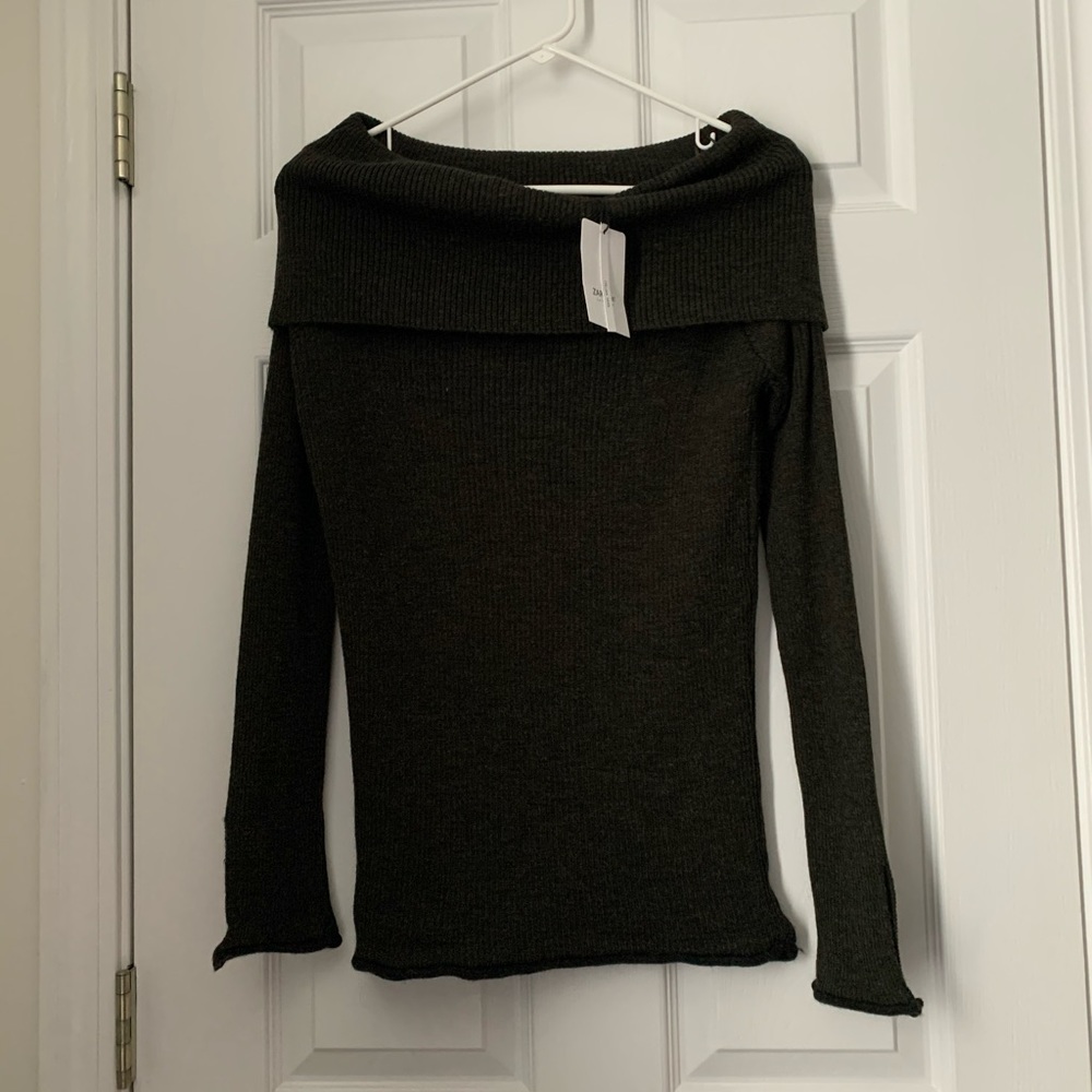 ZARA Knit Turtleneck Italian Yarn Sweater Medium